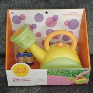 New Sun Squad Watering Can Bubble Maker
